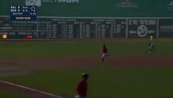 Adam Duvall hits a walk-off two-run home run to give Red Sox a 9-8 victory over Orioles
