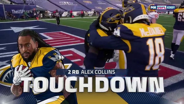 Alex Collins rushes up the middle for a one-yard TD, helping the Showboats trim into the Stars' lead