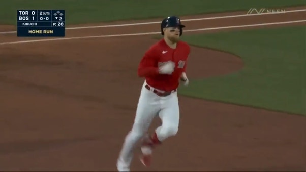 Christian Arroyo smashes a solo homer to left-center field for an early Red Sox lead over Blue Jays