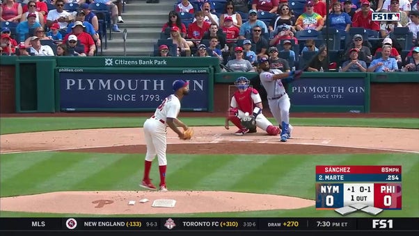 Starling Marte SMASHES a solo home run to give the Mets an early lead over the Phillies