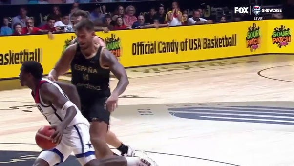 Anthony Edwards drives baseline for the reverse layup, extending Team USA's lead vs. Spain