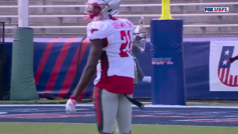 Gamblers score one of the wildest TDs of the USFL season