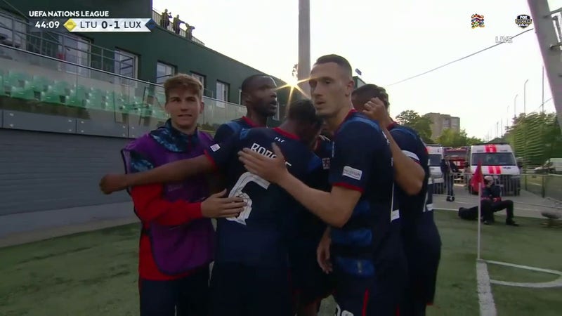 La formazione lussemburghese mostra una bella formazione 1-0 per il primo gol contro la Lituania.