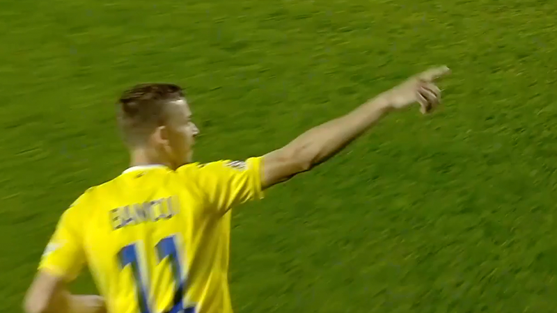 Rumunia 1:0 po dośrodkowaniu Jorge Puskasa i główce Nicosar Banquin