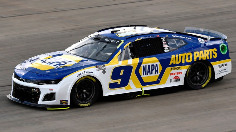 Chase Elliott suffered a crushing defeat to win in Nashville