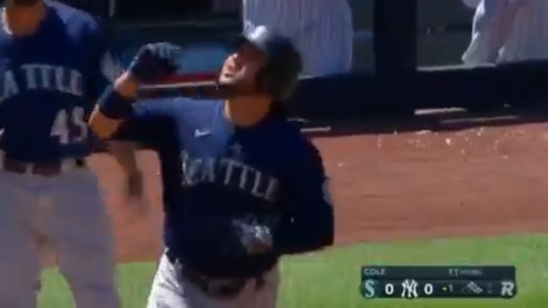 Mariners rock Gerrit Cole early