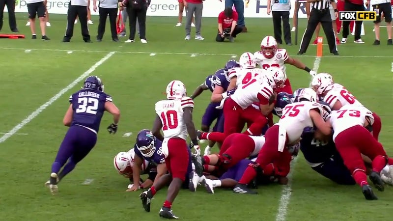 Casey Thompson punches in for a 1-yard touchdown