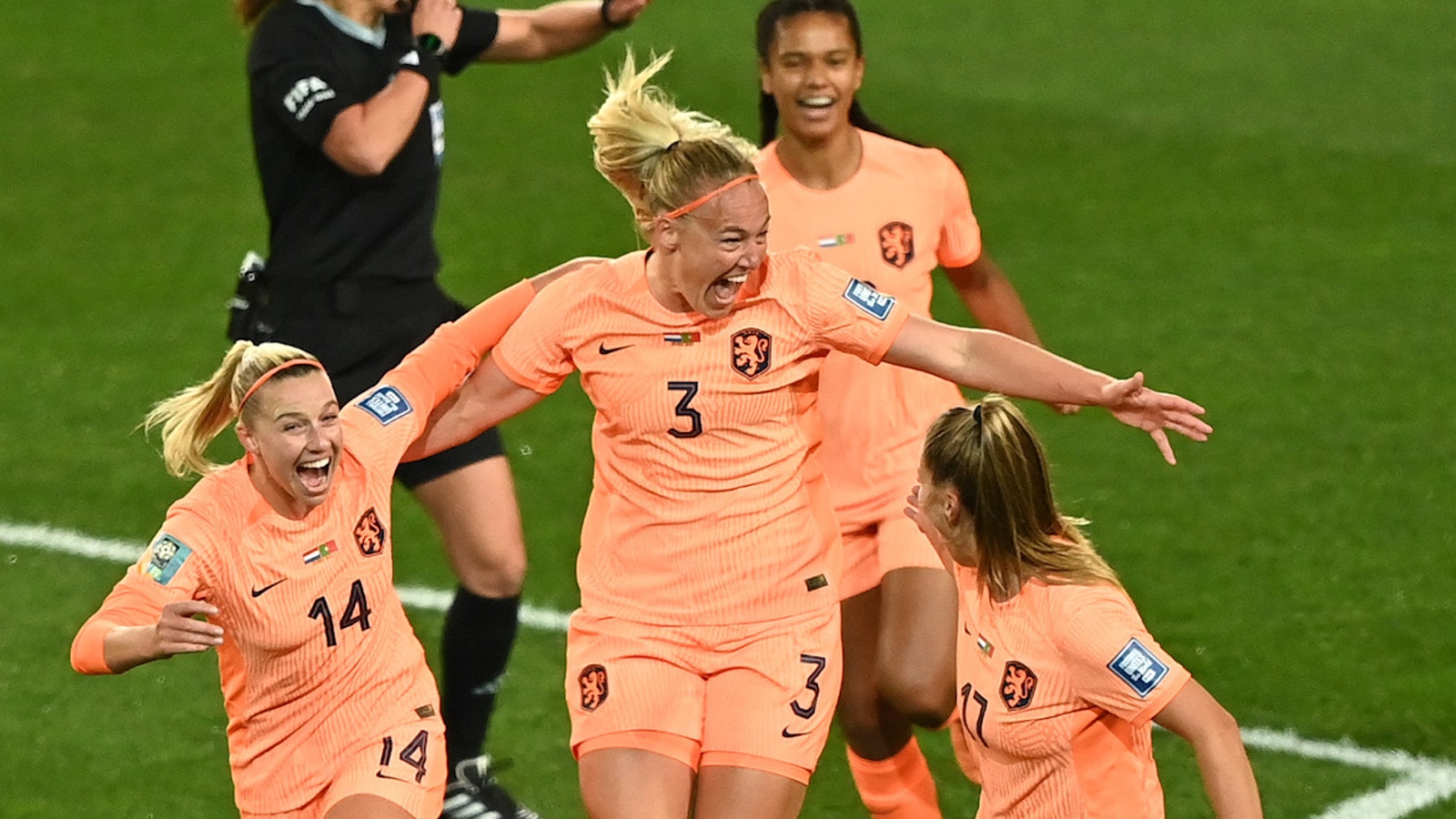 Netherlands' Stefanie Van der Gragt scores against Portugal
