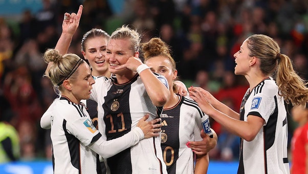 Germany's Alexandra Popp scores goal vs. Morocco in 39' | 2023 FIFA Women's World Cup