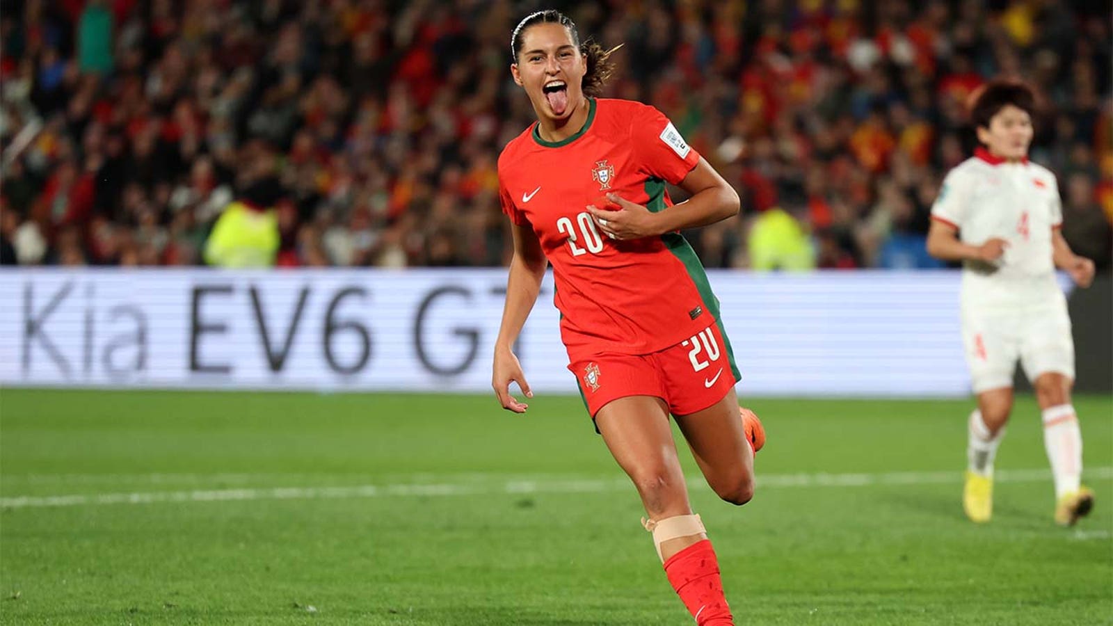 A portuguesa Francisca Ramos Ribeiro Nazareth Souza marca gol contra o Vietnã aos 21 minutos  Copa do Mundo Feminina de 2023