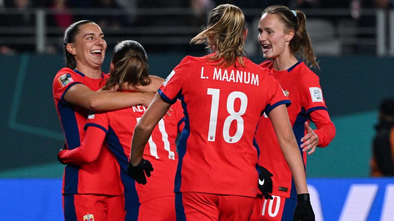 Norway's Guro Reiten scores goal vs. Philippines in 53' | 2023 FIFA Women's World Cup
