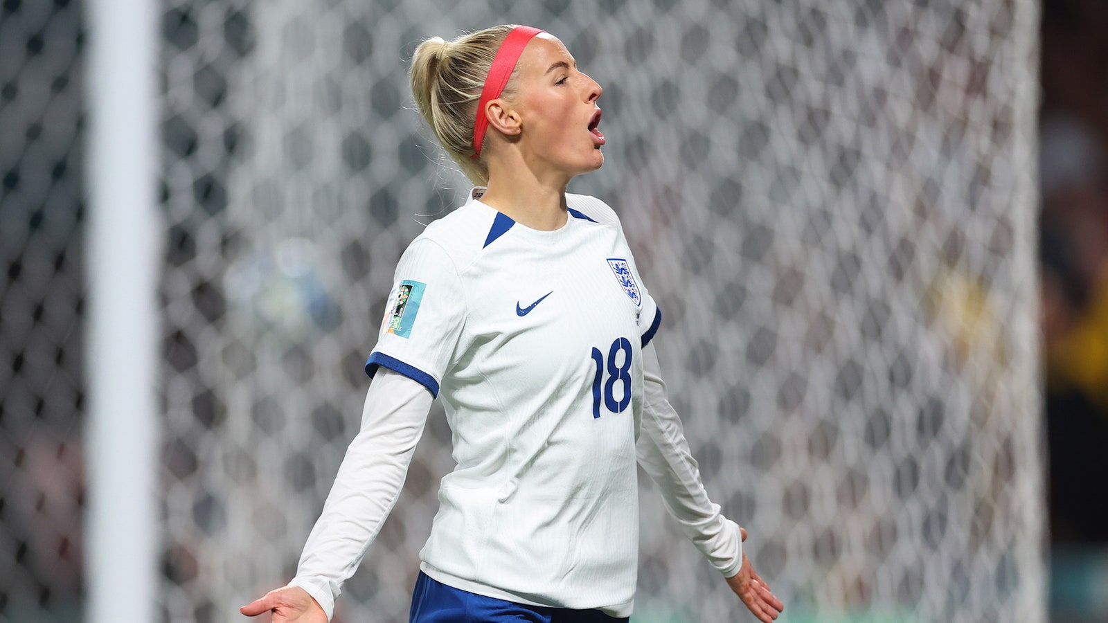 England's Chloe Kelly scores goal vs. China in 77'