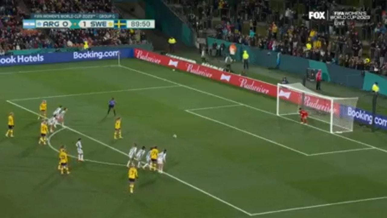 Sweden's Elin Rubensson scores goal vs. Argentina in 90' | 2023 FIFA Women's World Cup