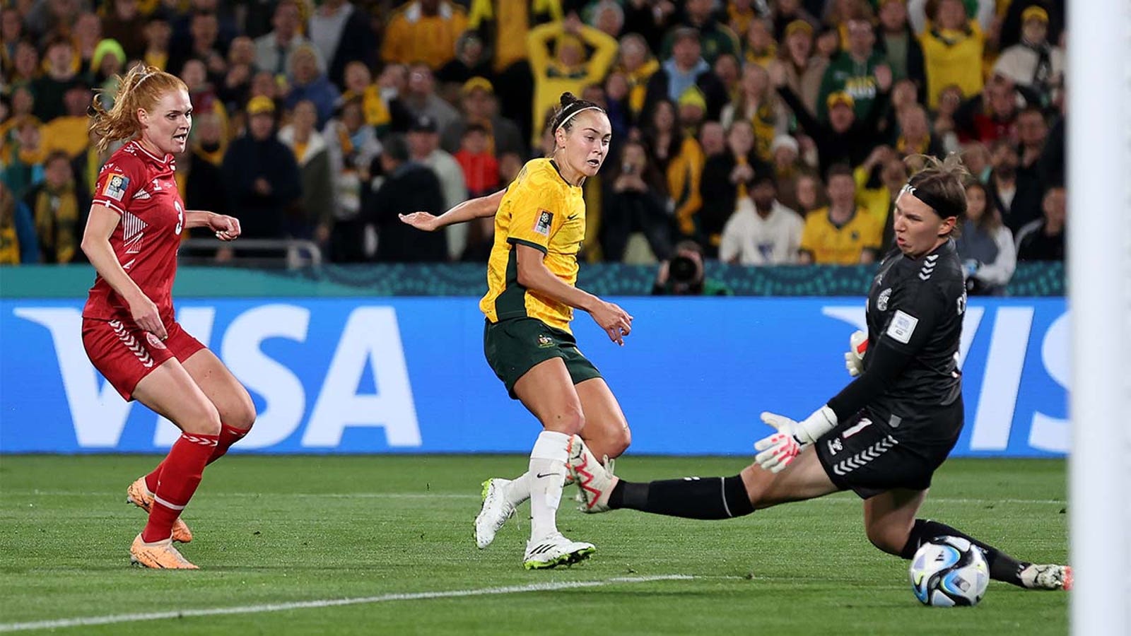 Australia's Caitlin Foord scores goal vs. Denmark in 28'