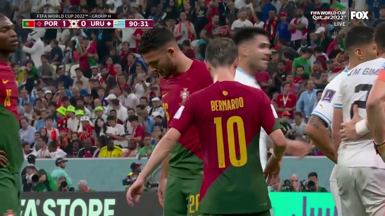 Bruno Fernandes decide, Portugal bate Uruguai e vai às oitavas da Copa