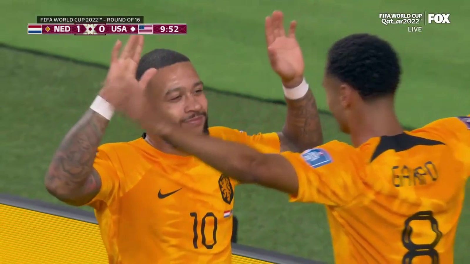 Netherlands's Memphis Depay scores goal vs. USA in 10'