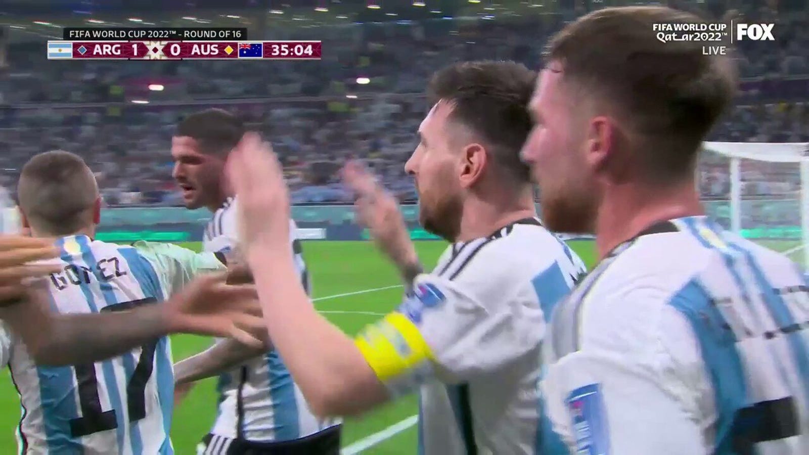 Argentina's Lionel Messi scores goal vs. Australia in 35'