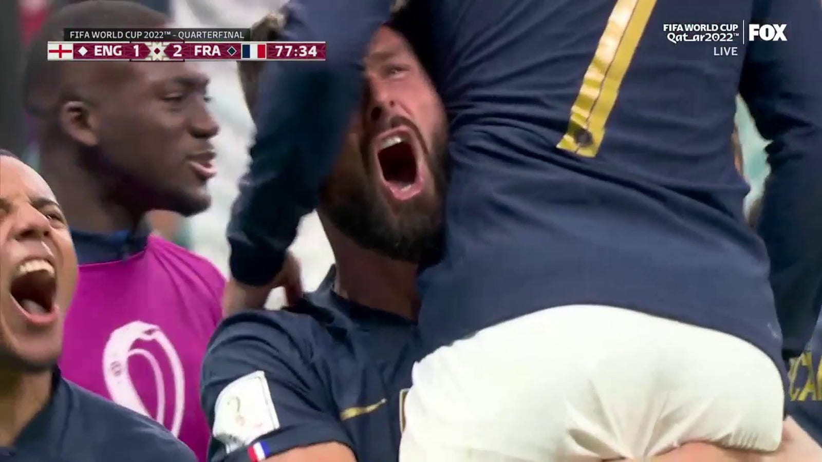 Il francese Olivier Giroud segna contro l'Inghilterra al 78esimo.