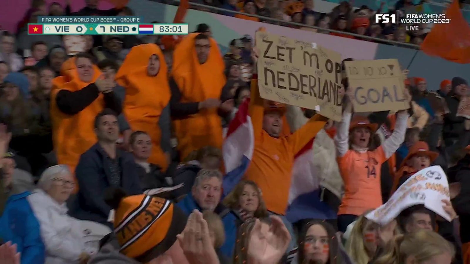 Netherlands' Jill Roord scores goal vs. Vietnam in 83'