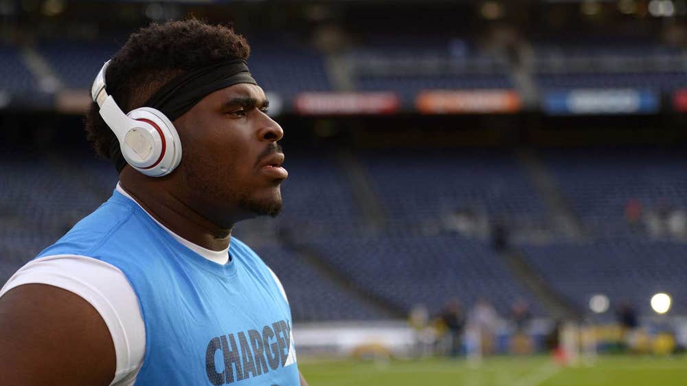Chargers' Fluker: 4th concussion of NFL career scariest yet