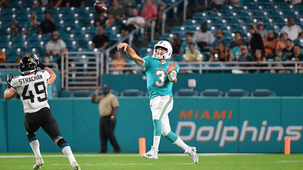Josh Rosen engineers 99-yard touchdown drive, Dolphins take down Jaguars 22-7