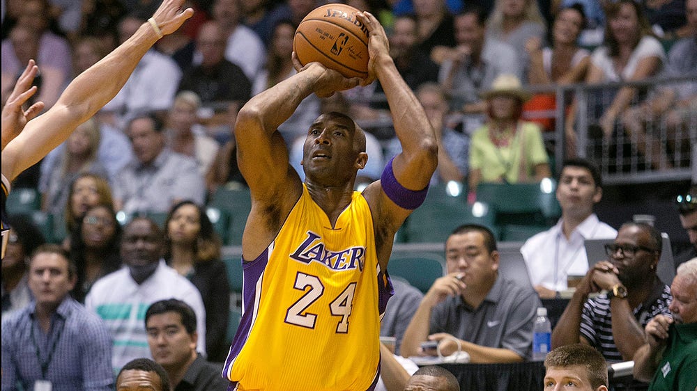 Kobe Bryant says it's fine for Lakers fans to 'freak out' after 0-4 start