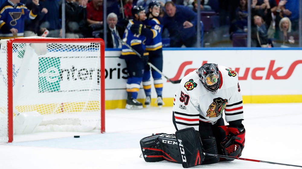 Schwartz records a hat trick in Blues' 5-2 win over rival Blackhawks