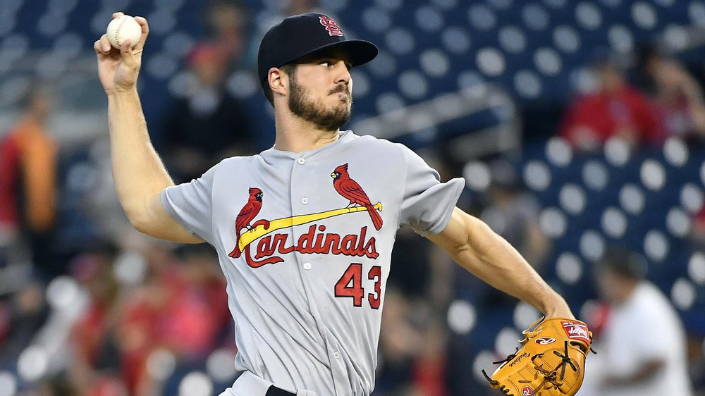 Cards wait out rain but can't complete sweep against Nats in 2-1 loss