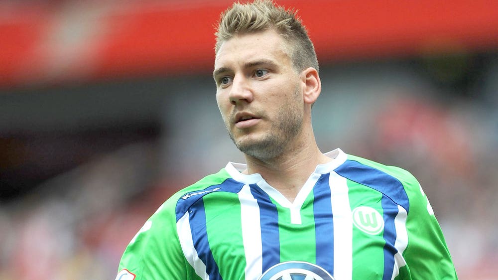 Mercedes post leaves Bendtner out of pocket again
