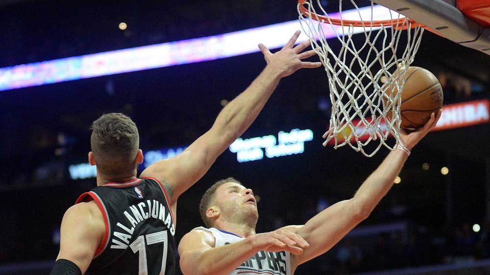 Paul, Griffin lead Clippers to 123-115 win over Raptors