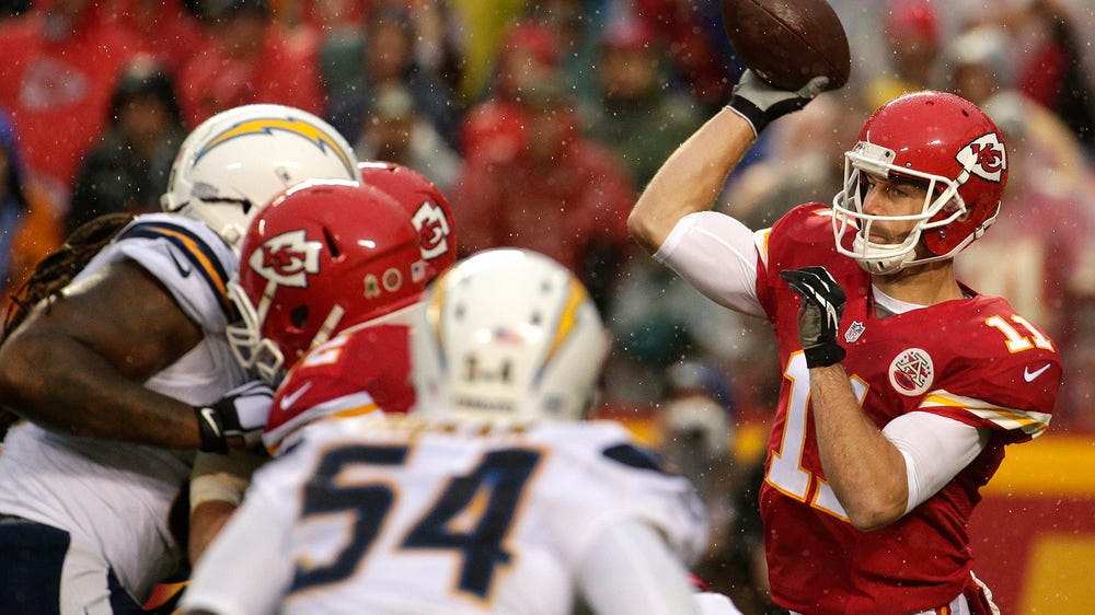 Alex Smith is a rarity among NFL QBs -- still rolling in Week 15
