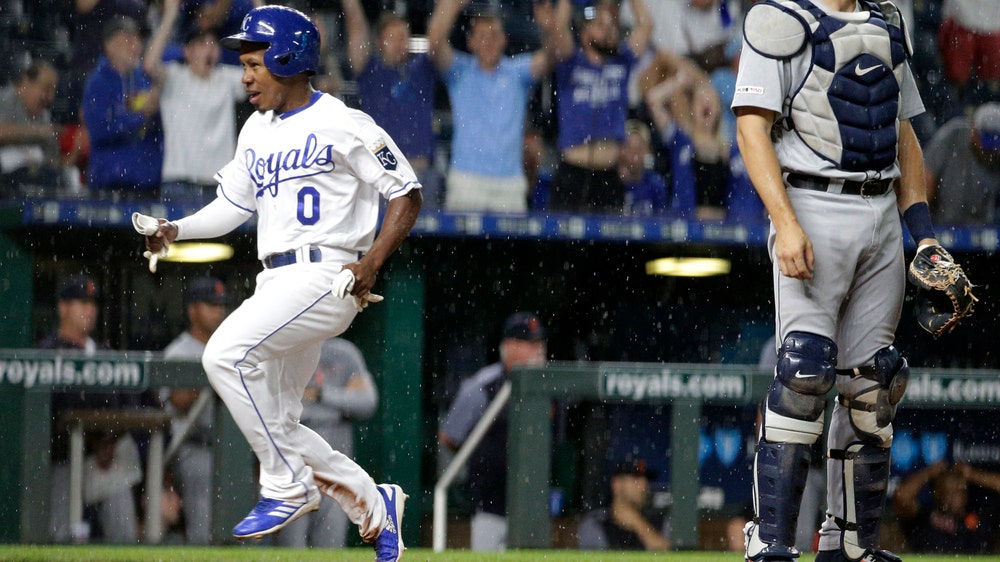 Royals trade Gore to Yankees