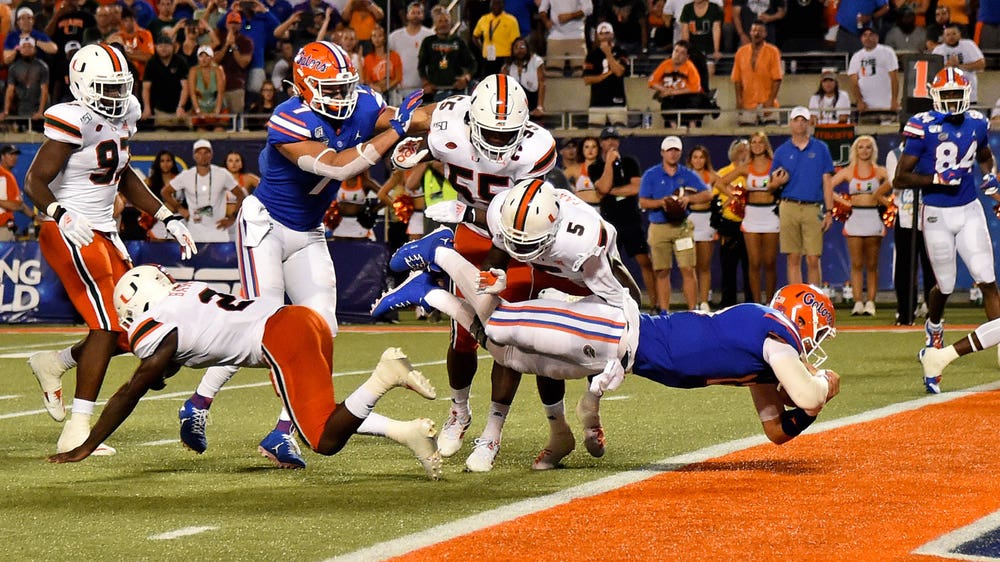No. 8 Florida survives Miami 24-20 in season opener