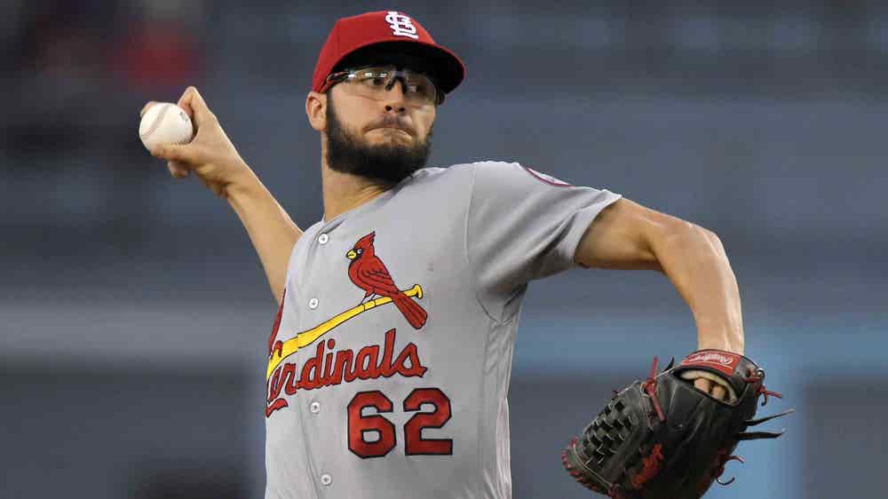 Cardinals call up Ponce de Leon, option Helsley to Memphis