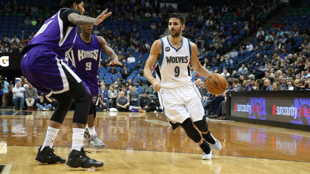 Twi-lights: Wolves vs. Kings