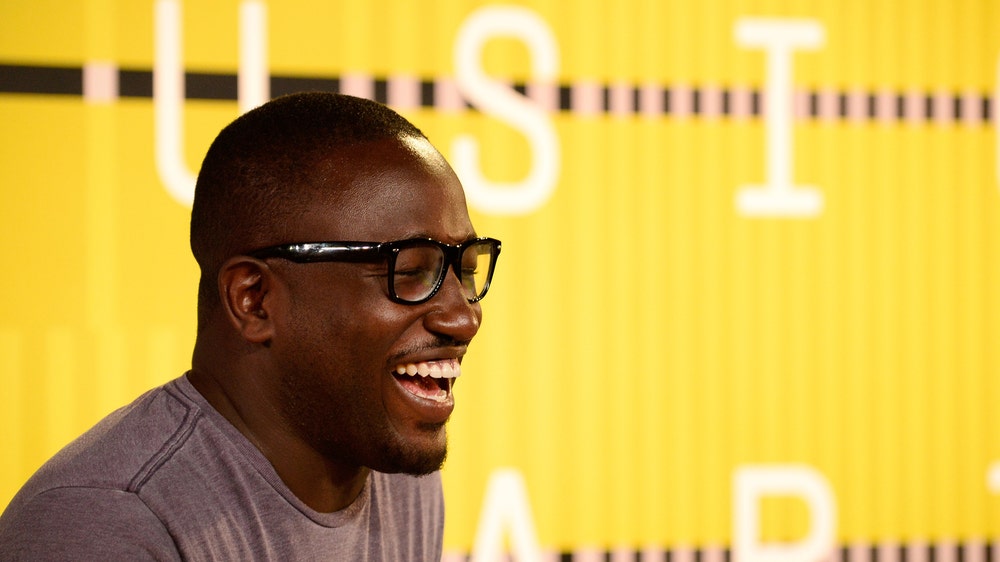 Comedian Hannibal Buress blocks 76ers on Twitter