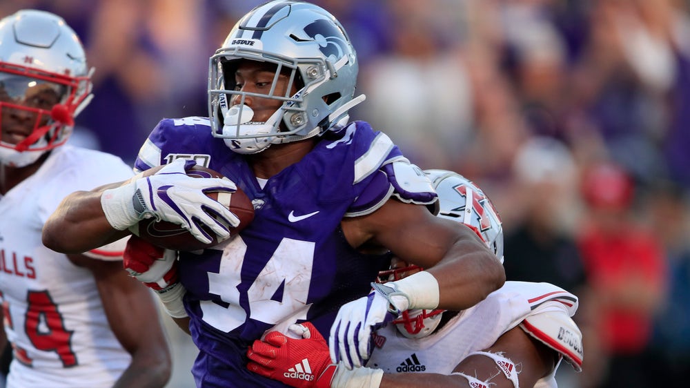 Kansas State starts Klieman era on high note, rolling over Nicholls 49-14