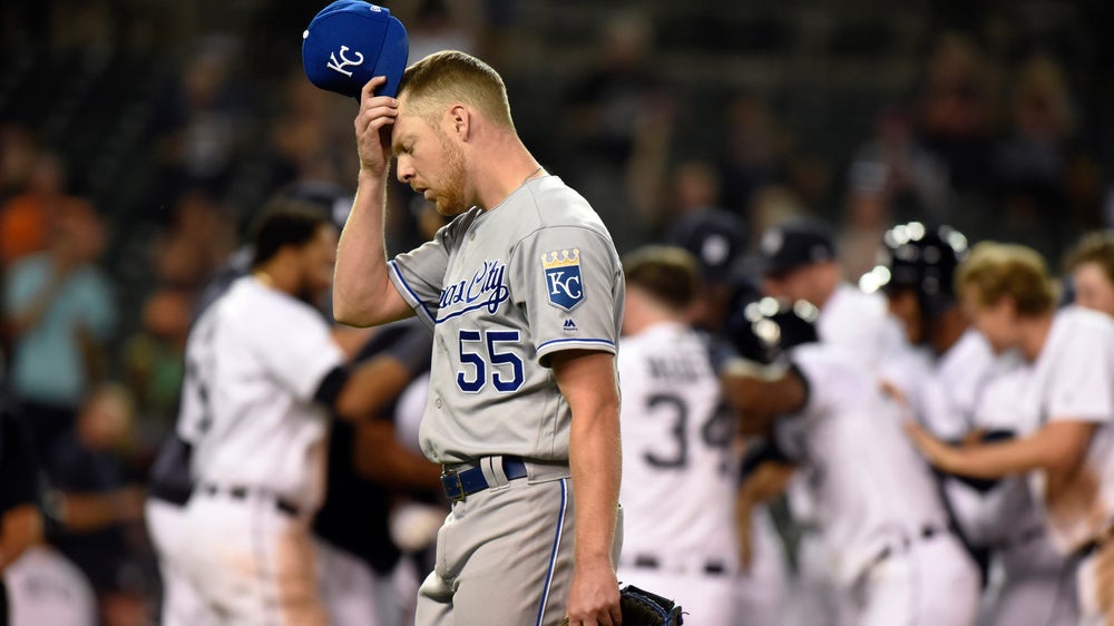 Royals and Tigers exchange homers all night, but Detroit gets walk-off win 10-8