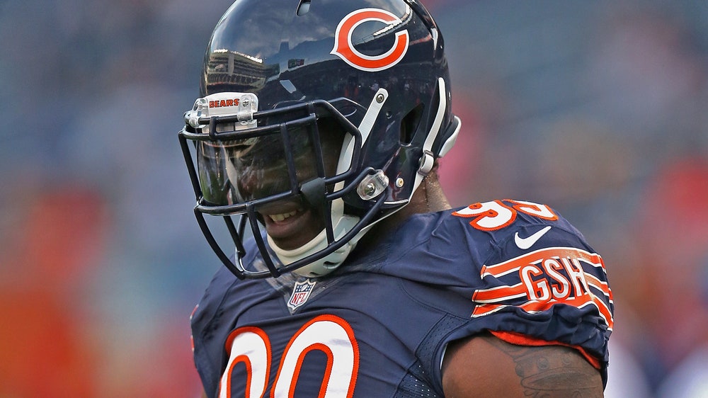 WATCH: Bears LB Houston checks in early for Packers week