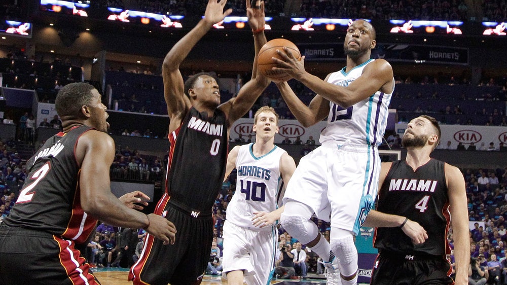 Dwyane Wade outduels Kemba Walker as Hornets fall in Game 6