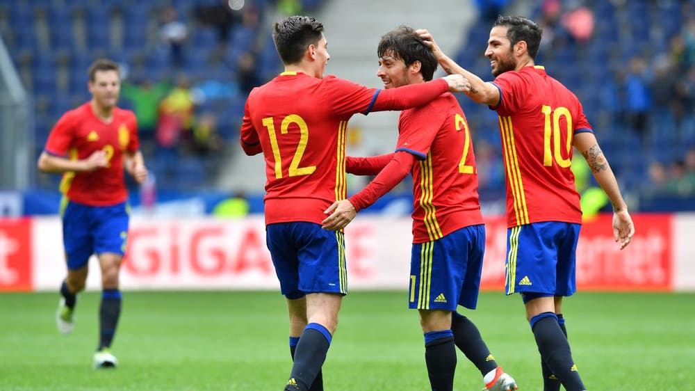 Del Bosque says defending champs Spain 'ready' for Euro 2016