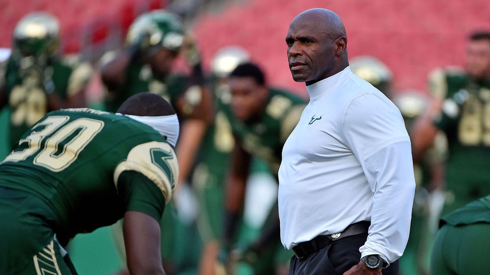 USF QB Blake Barnett throws 3 TDs to guide Bulls to 34-14 win over Elon in debut