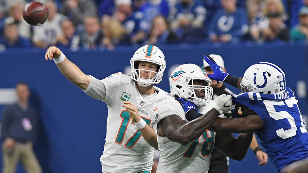 Dolphins can't hold off Andrew Luck's 4th-quarter rally in 27-24 loss to Colts