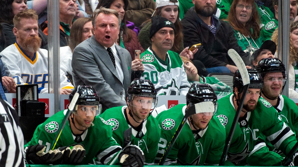 Stars win Bowness’ 1st game as coach, shut out Devils 2-0