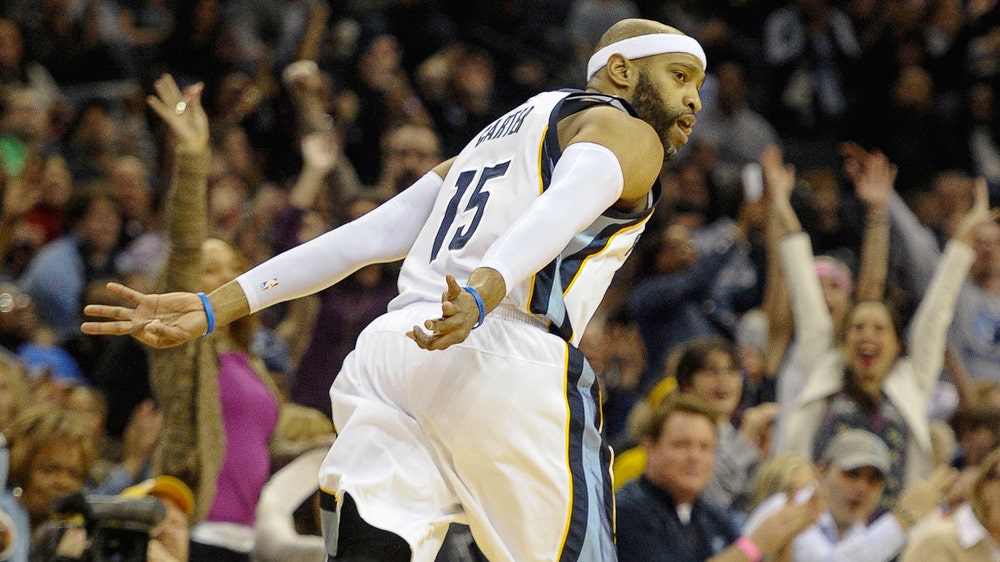 Vince Carter does not know how old he is (VIDEO)