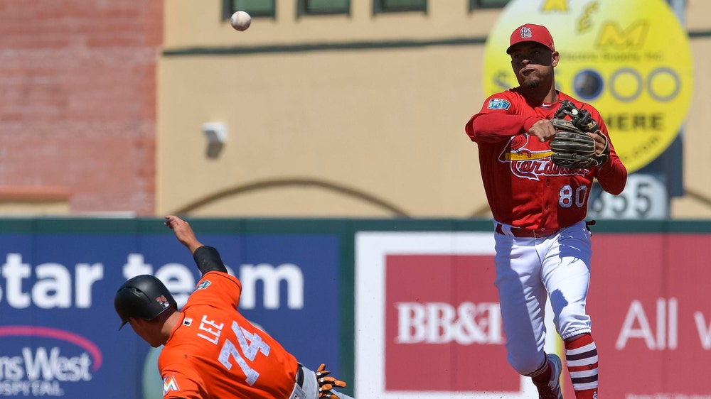 Infielder Edmundo Sosa recalled by Cardinals for stretch run