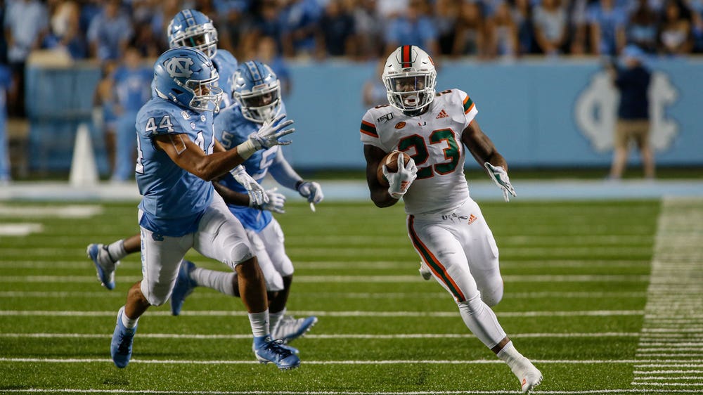 Hurricanes drop to 0-2 after Tar Heels mount late comeback