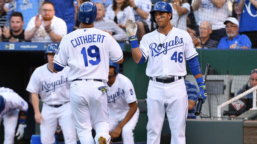 Royals place Cuthbert on DL with lower-back strain, recall Torres