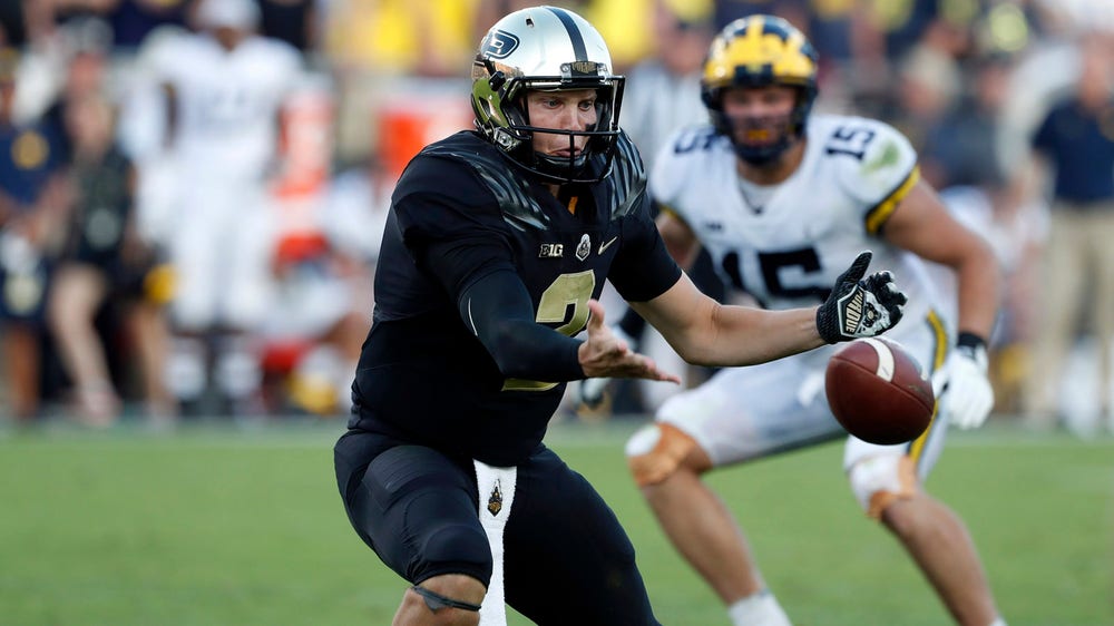 Despite leading at halftime, Boilermakers fall 28-10 to Wolverines