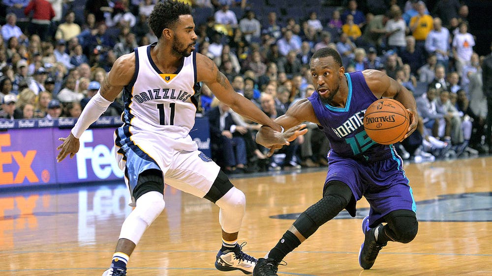 Walker scores 33 for Hornets, Grizzlies blown out at home again